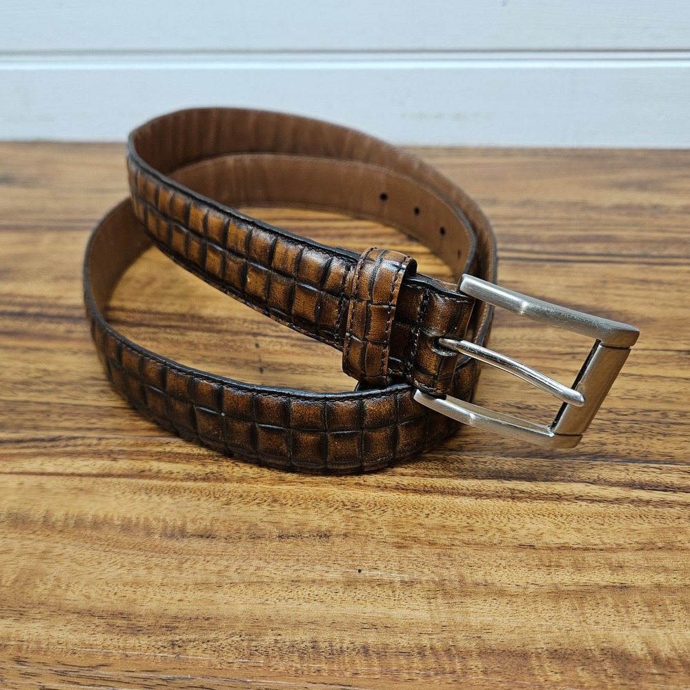 Fossil Mens Brown Embossed Leather Belt Silver Buckle 40 MB400120040
